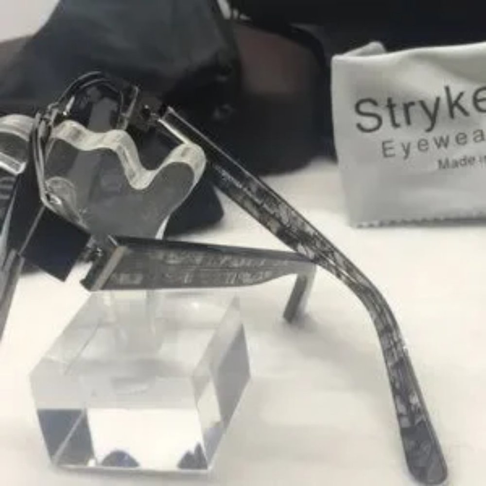 Stryker Polarized sunglass  black/gold & Gray lens - Picture 6 of 8